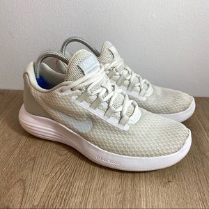 NIKE Lunarcoverge Running Shoes